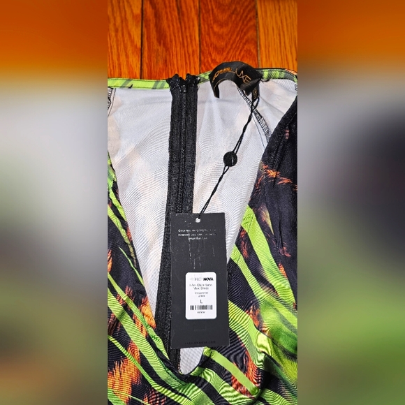 Satin Kaftan Safari Print Maxi Dress - Picture 11 of 12